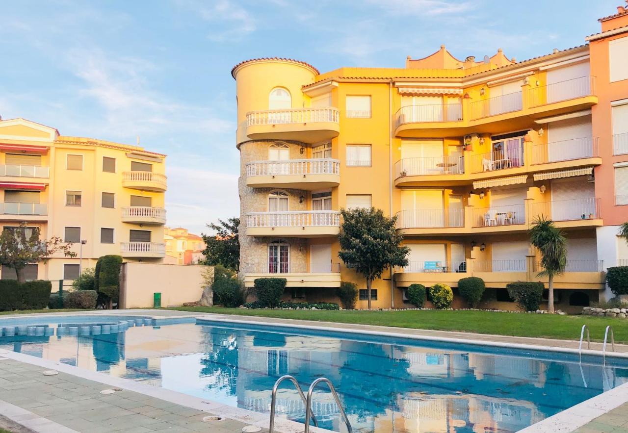 Gran Reserva - Apartamento En El Centro De Empuriabrava - Cerca De La Playa - Piscina Comunitaria Dış mekan fotoğraf